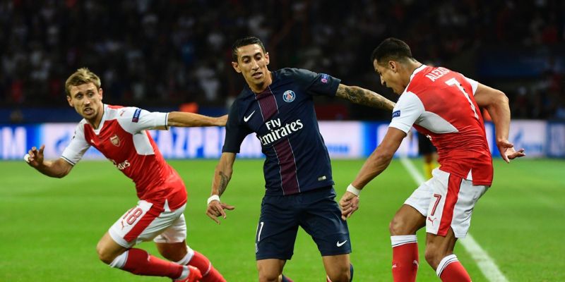 Đã gần 9 năm kể từ khi Arsenal với PSG chạm trán nhau ở Champions League